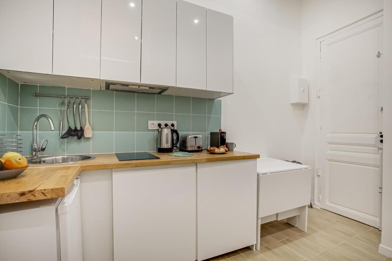 Flat For 4 Located In The Heart Of Paris Parigi Esterno foto